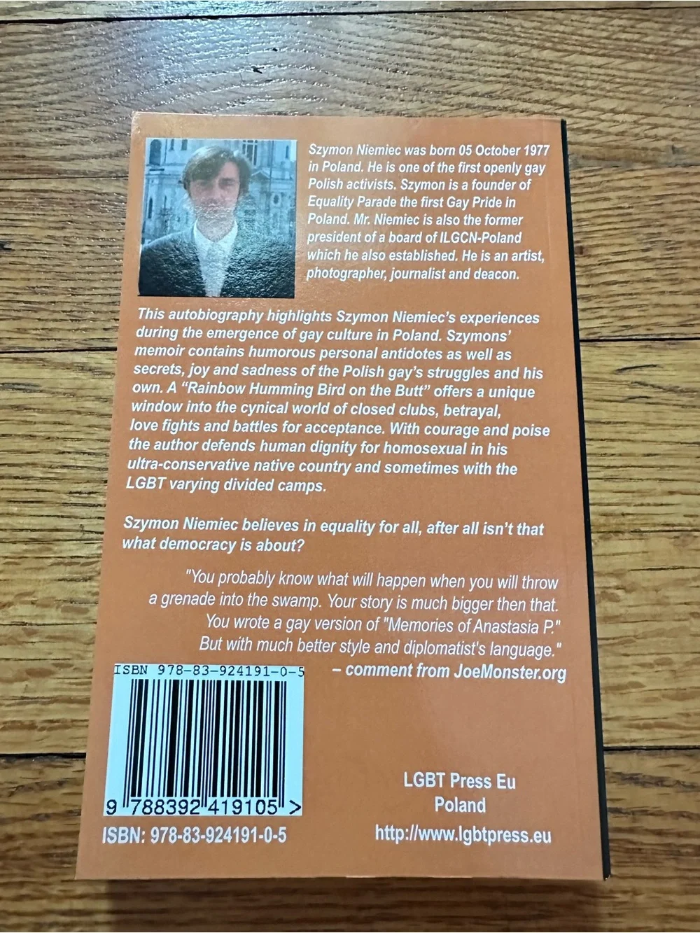 Rainbow Humming Bird on the Butt Szymon Niemiec LGBTQ+ Memoir Paperback